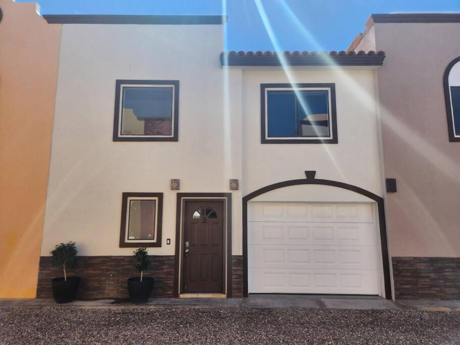 3 Bedroom Townhouse W Garage Blocks From The Beach Puerto Peñasco 外观 照片